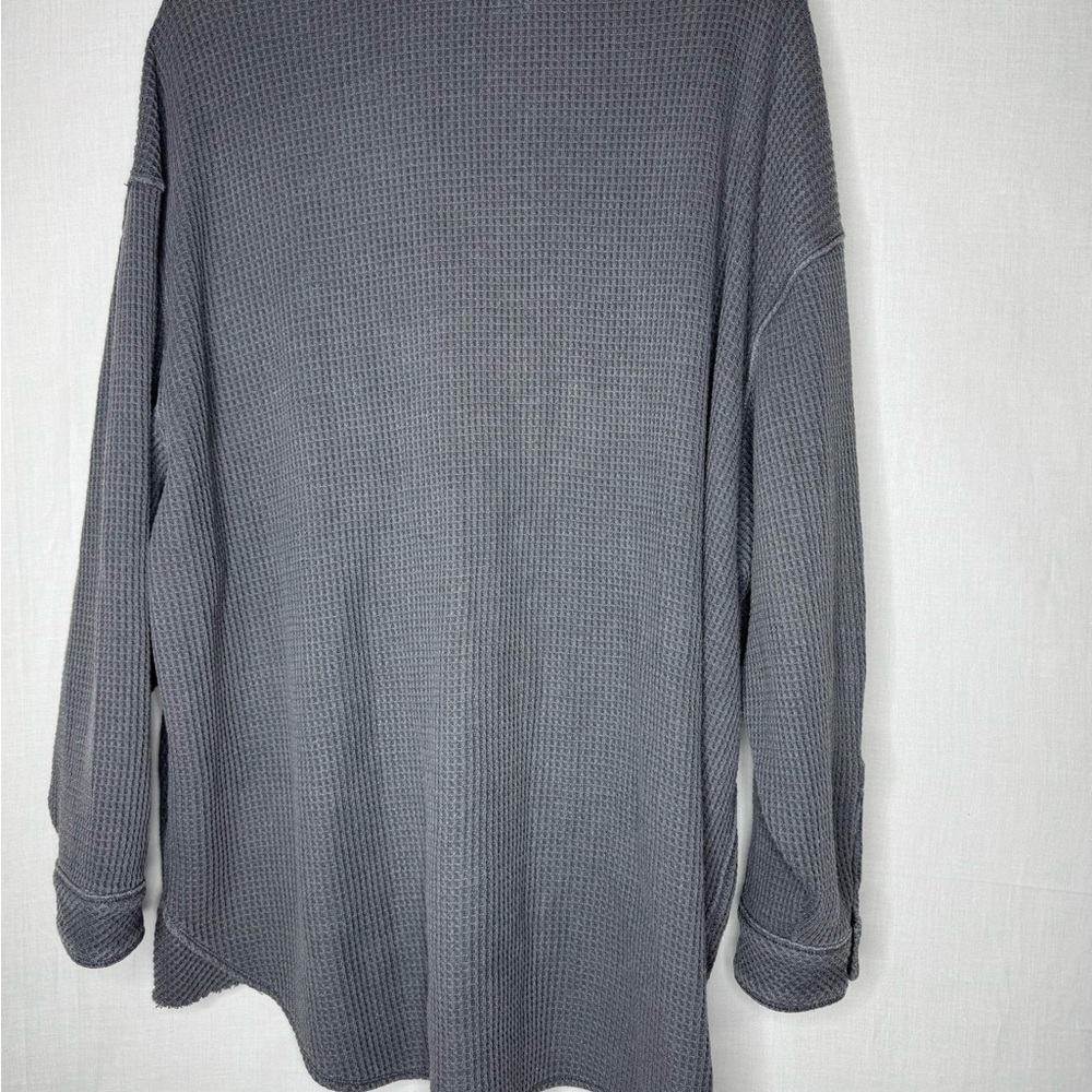 Aerie Gray Button Down Shirt - Picture 7 of 9